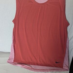 Nike dri-fit sleeveless shirt NWOT orange color